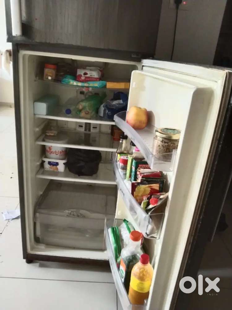 Double door fridge for sell