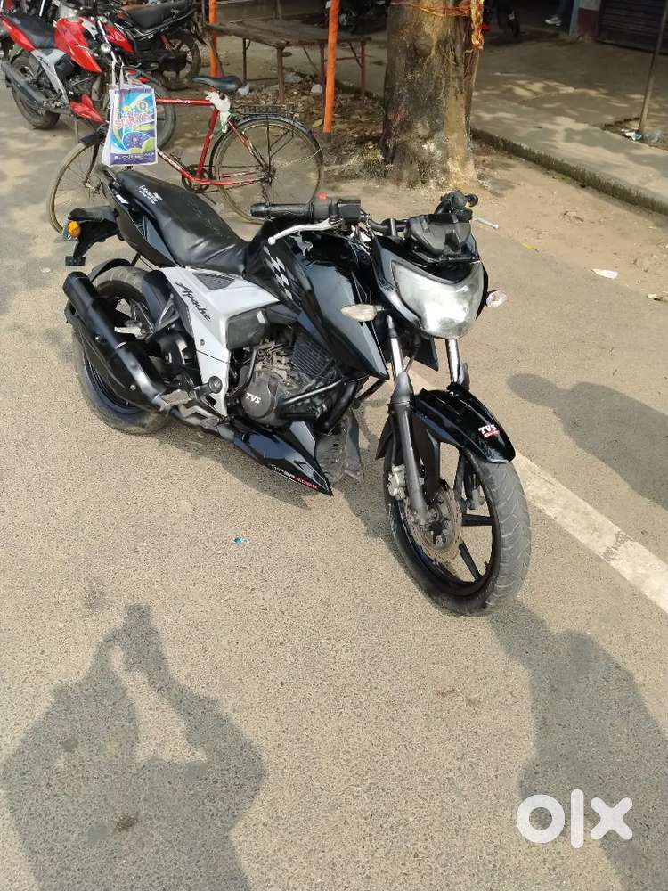 TVS Apache RTR 160 well new condition cheap and best price