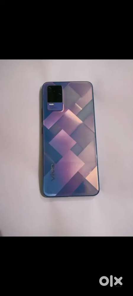 Vivo y73 4g, 8/128  URGENT SELL