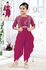 Sales girls for textile shop