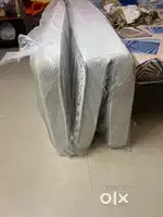 6+6 folding Matters 4” inch it is new. I am not using.
