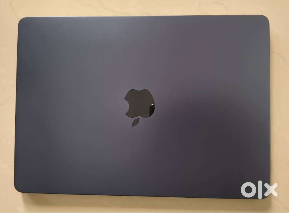 13.6 inch 2024 Mcbook Air, M3, 8GB, 256GB