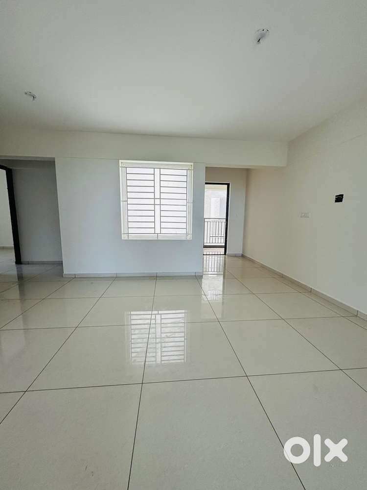 FOR RENT 2 BHK APARTMENT NEAR LULUMALL TRIVANDRUM