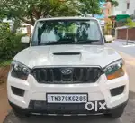 Mahindra Scorpio S4, 2015, Diesel