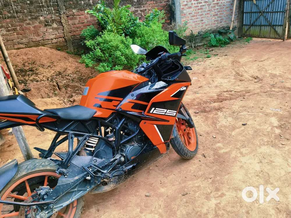 KTM RC125 brand new condition