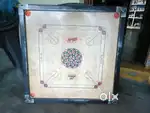 Carrom board