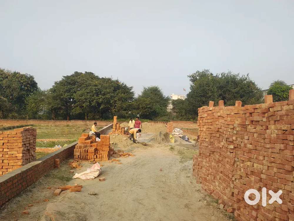 बदायूं रोड पराग फैक्ट्री के सामने 50 मीटर पर