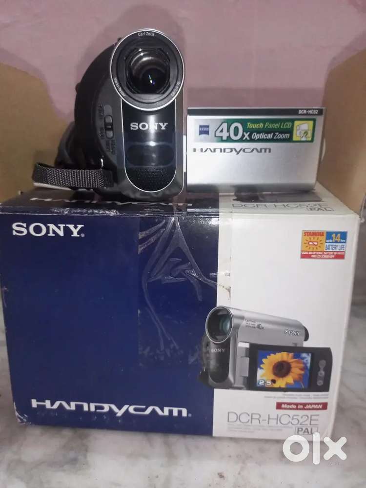 Sony HandyCam DCR-HC52E