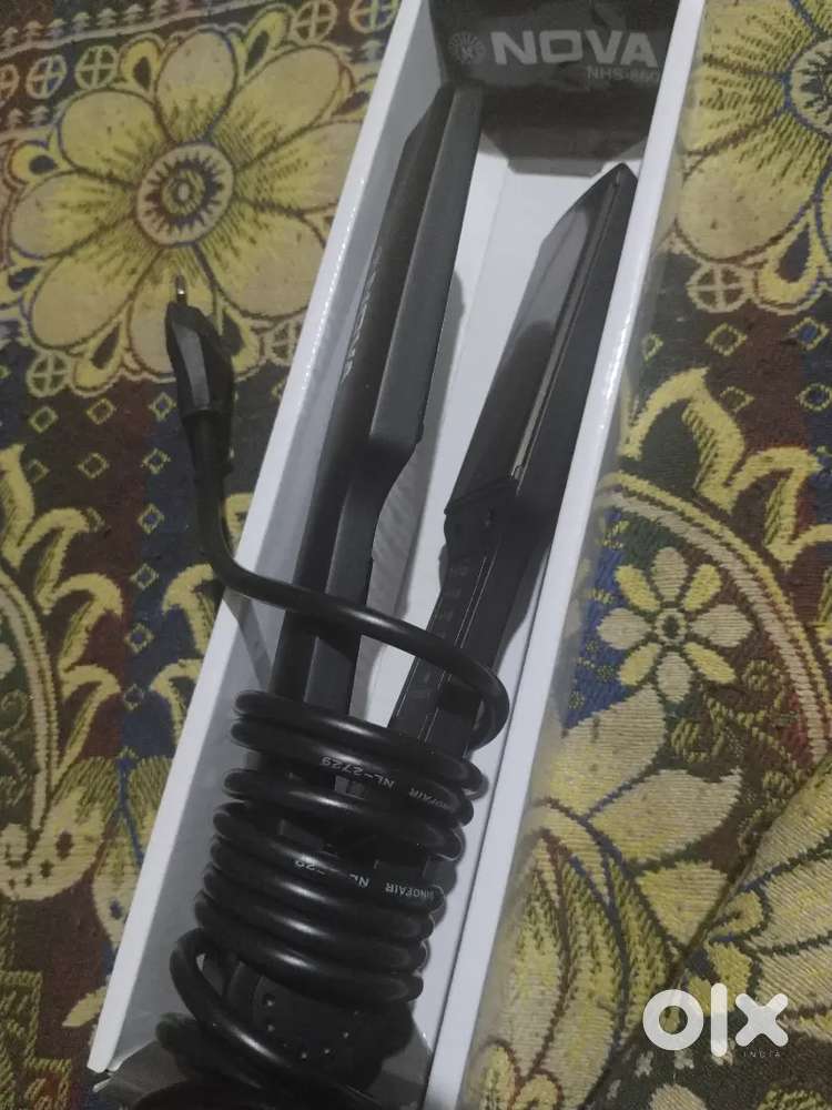 Nova Hair Straightener