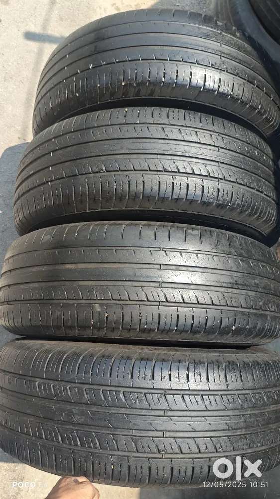 235/65/R17 Appolo  xvu 500