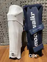 Moonwalker batting pads