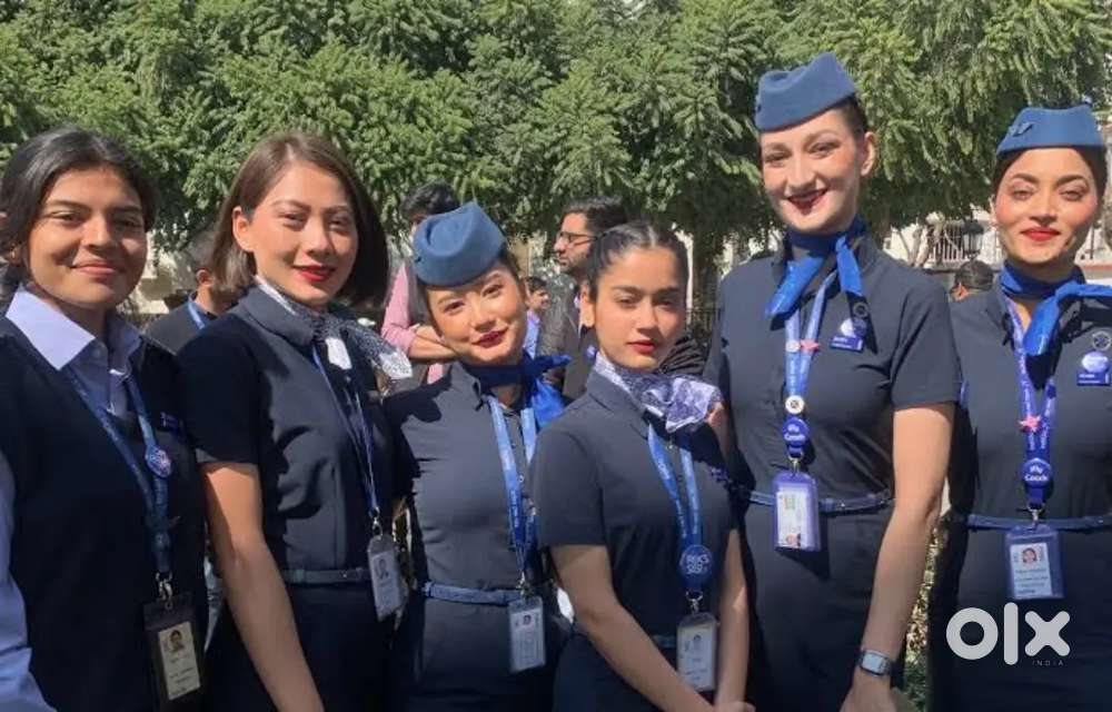 Enroll yourself on your nearest Airport on various job posts