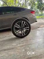 Alloy wheel and tyre BMW  6gt 19 inch