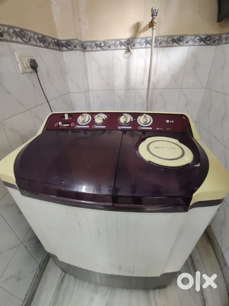 LG Semi-Automatic Washing Machine (8kgs)
