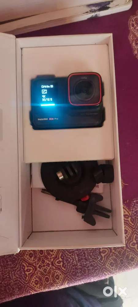 Insta 360 ace pro