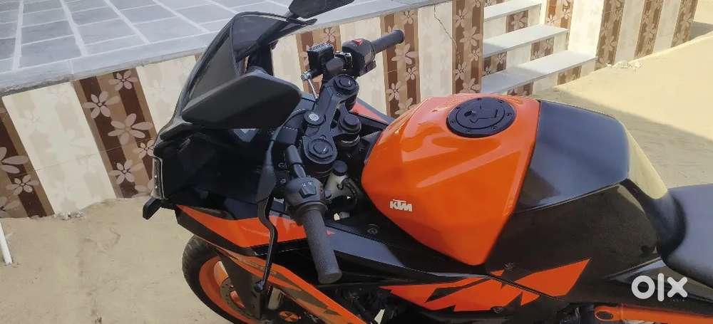 KTM RC 200 BRAND NEW CONDITION