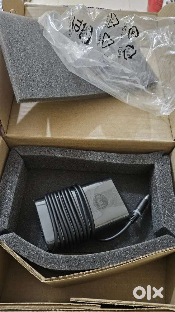 DELL  LAPTOP CHARGER 65 Watts