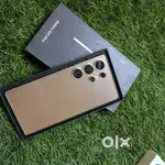 Samsung Galaxy S25 ultra 5G 12/256 10.5 months warranty