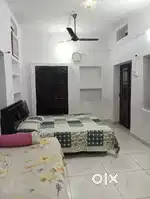 Al-Nimah, Near Aligarh Muslim University, Ayesha Tarin Junior Wing