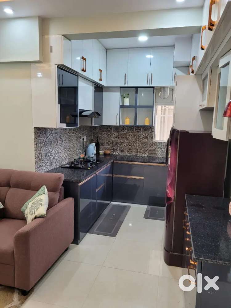2bhk fully furnished flat available for rent in Gurgaon Honda Chowk