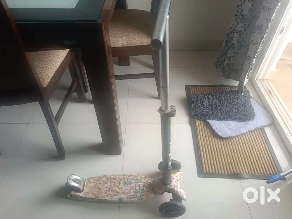 Babyhug Kids Scooter