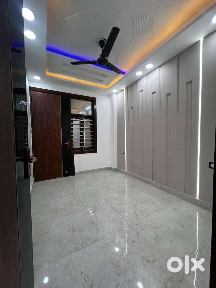 2 BHK LUXURIOUS FLAT IN DWARKA MOR