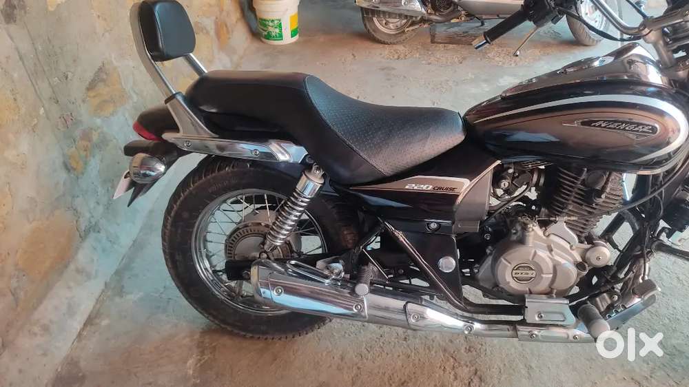 Bajaj avenger 220 cruise,