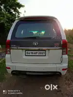 Tata Safari Storme 2015