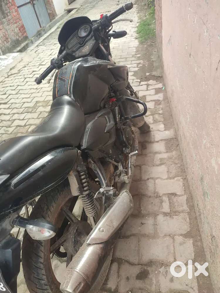Bike mein koi kaami nhi hai dusra Lena hai