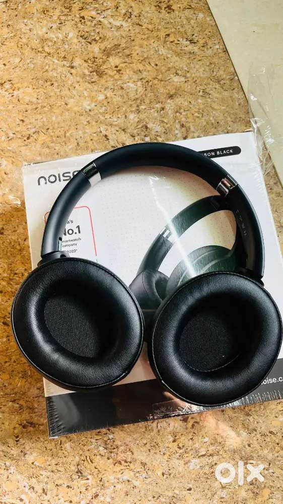 Noise Airwave Max 4 with 70 Hours Playtime,  Bluetooth Headset