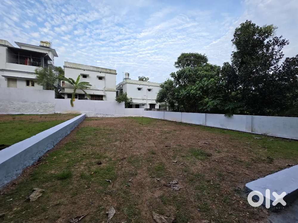 PREMIUM HOUSE PLOTS AT KAKKANAD EDACHIRA