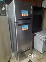Whirpool 3 dor refrigerator