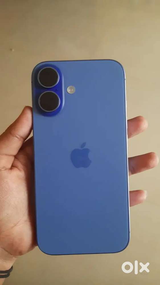 iPhone 16  colour: ultra marine 128gb