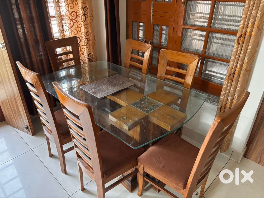 Sagwan Wood Dining Table and Couch for sale in Rohtak