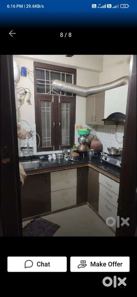 Only for girls.1 room is vacant kitchen and bathroom is sharing.