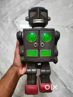 1960s Horikawa Japan Tin Attacking Martian Robot