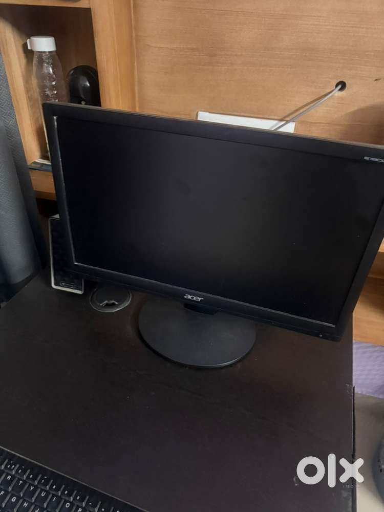 Desktop for sale just 8000 rupees