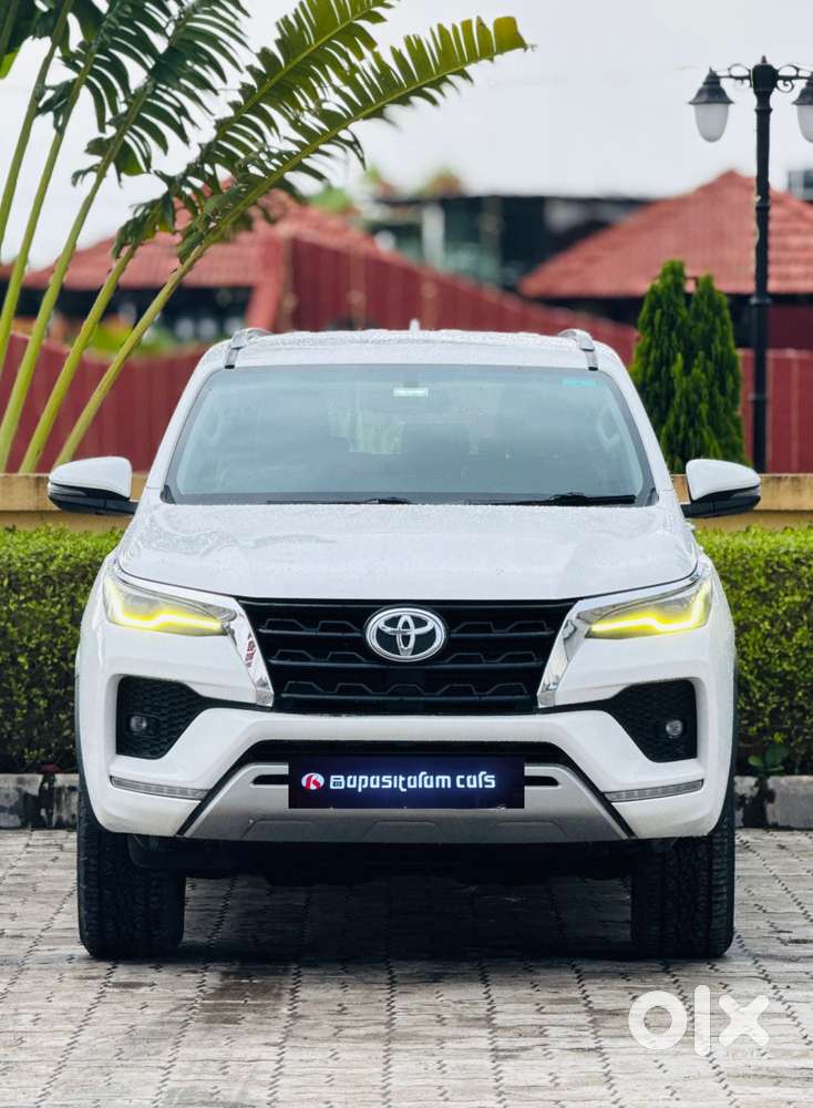 Toyota Fortuner 4X2 AT 2.8 Diesel, 2022, Diesel