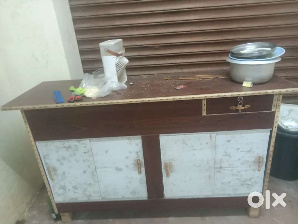 Chicken shop equipment
