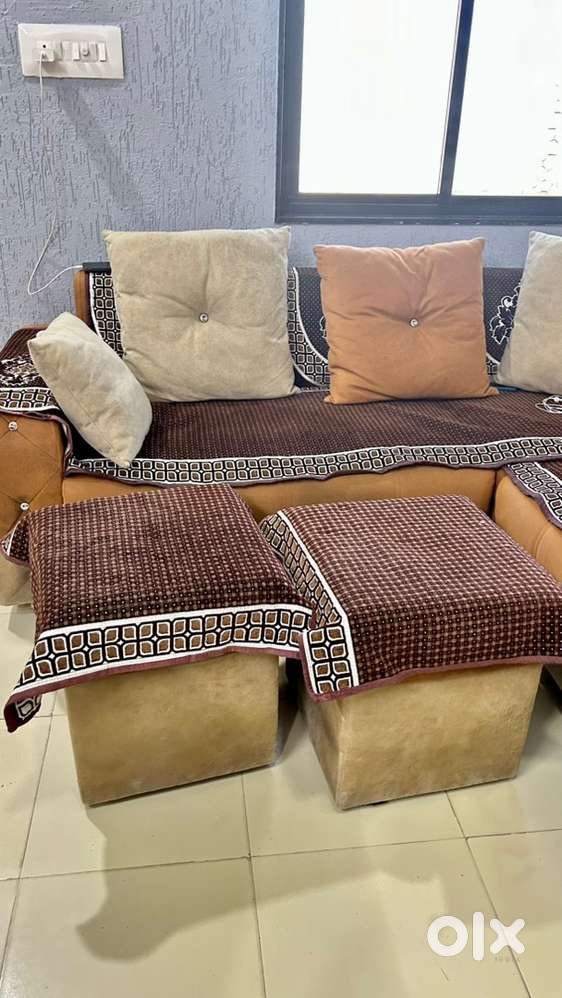 Sofa set with center table