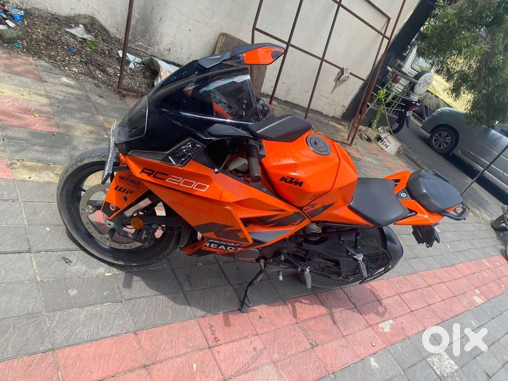 Bike showroom condition hai