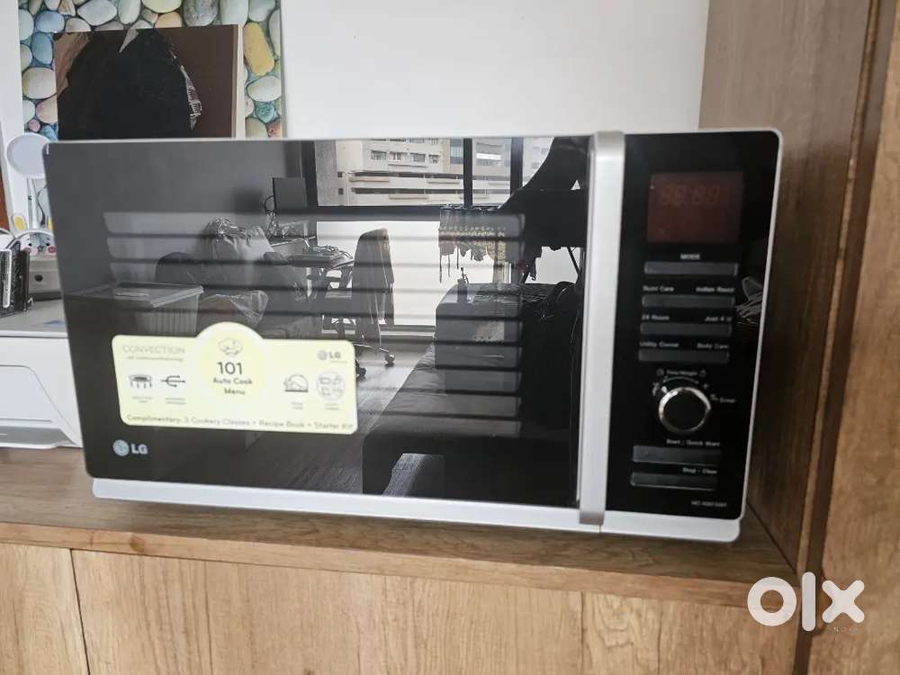 LG Oven convenction & microwave 1350W grill 1250 W