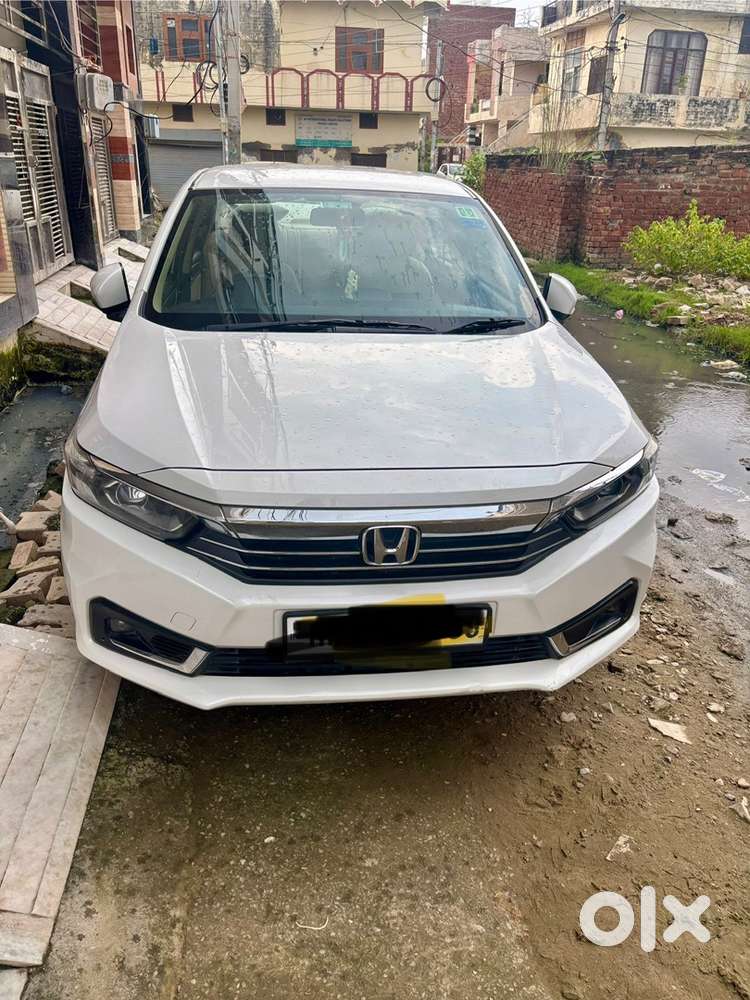 Honda Amaze 2023 Petrol 30000 Km Driven