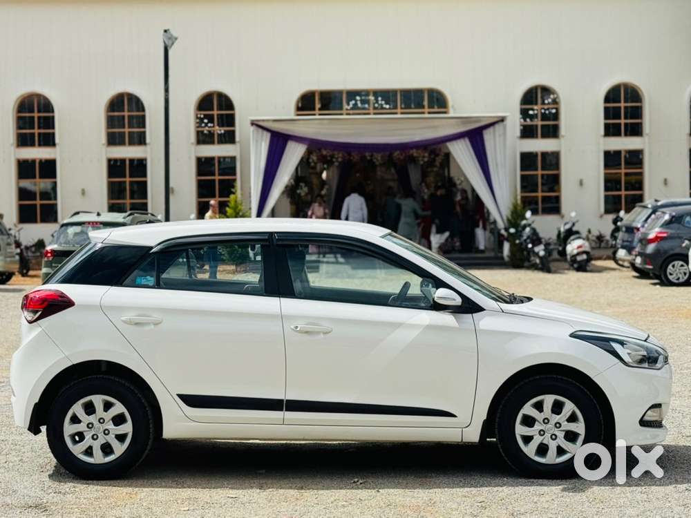 Vaceny Available For House Keeping