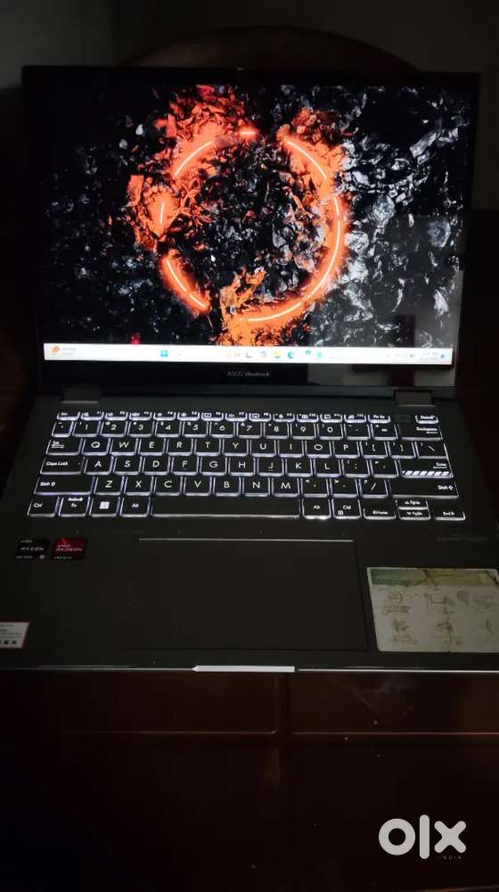 laptop asus vivobook pro 15 and Vivobook s14 flip