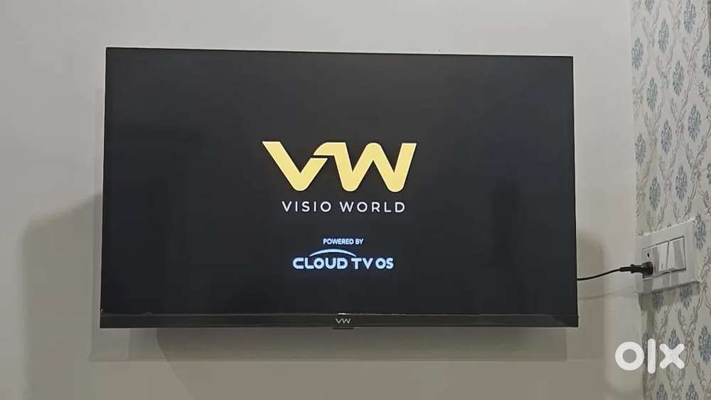 2 months old TV for Sale