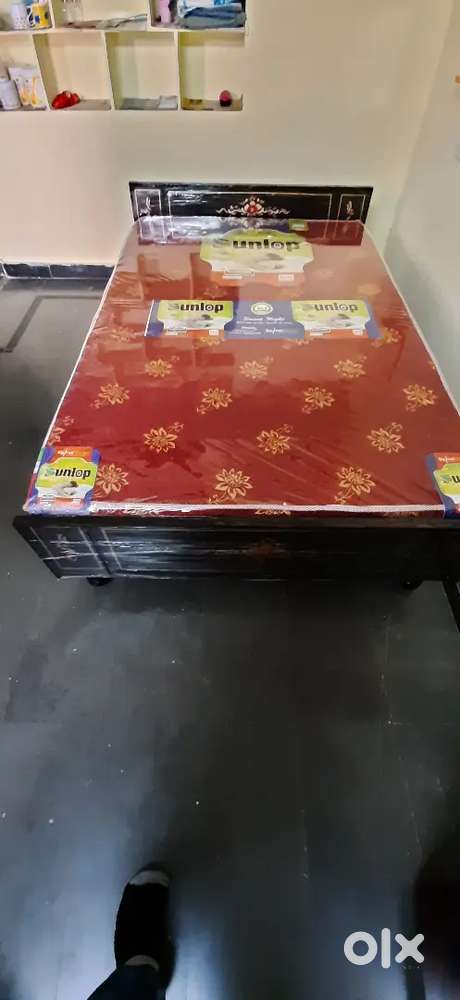 New Queen size cot for just Rs.4500 @ Yousufguda