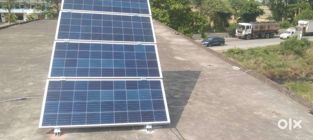 640W Solar panel with structure Model June 2025