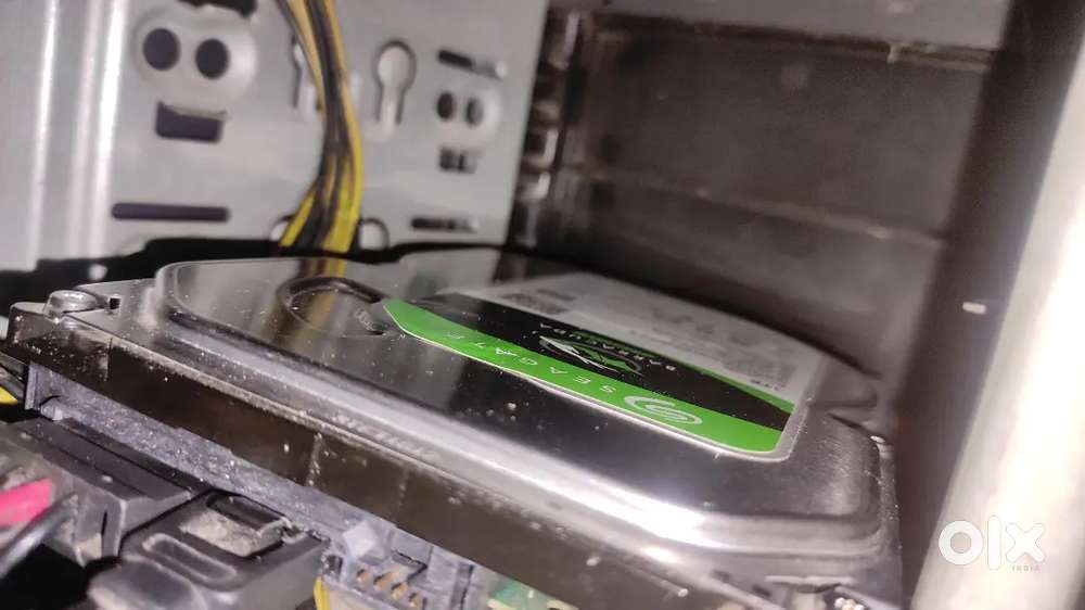 Harddisk 1TB  new in WARRANTY  Seagate