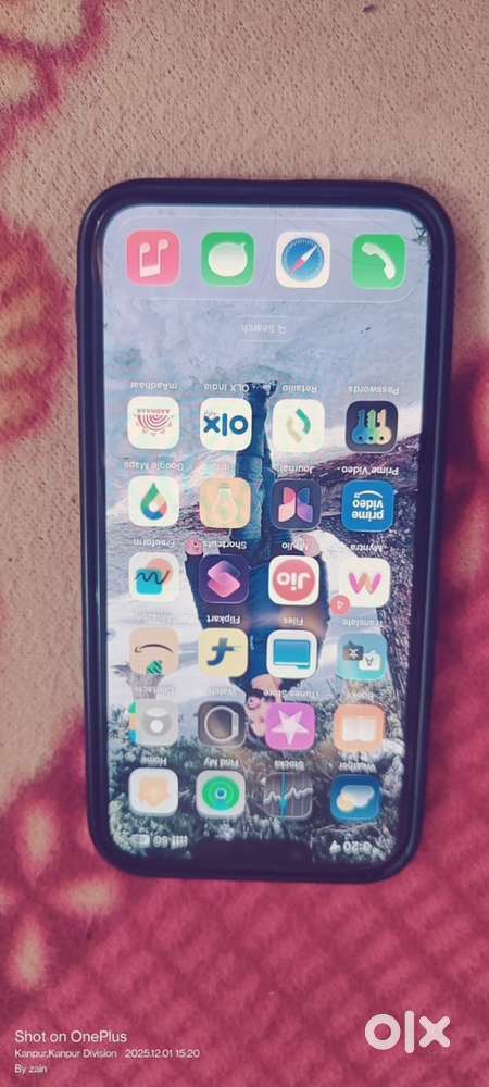 ipone 13pro 256gb 78 battery minor glass break